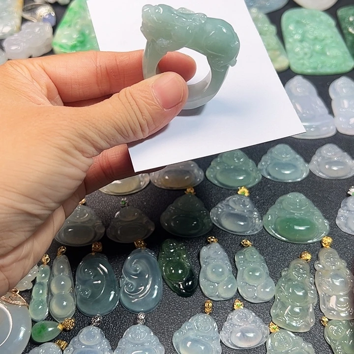 翡翠未镶嵌戒指貔貅扳指