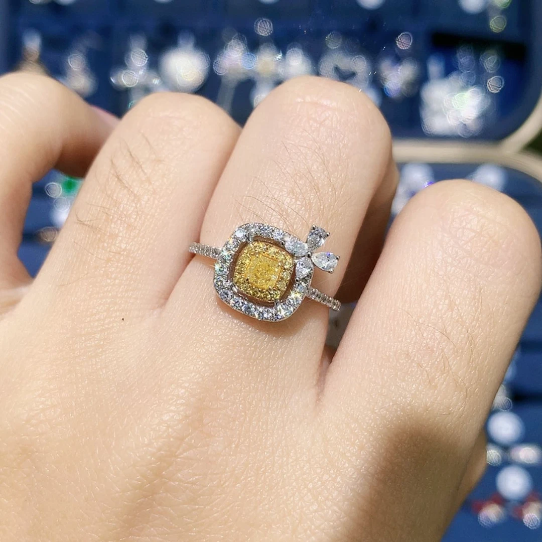 【闪购商品】18K金镶嵌戒指/指环钻石