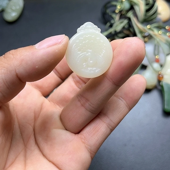 【闪购商品】和田玉未镶嵌颈饰