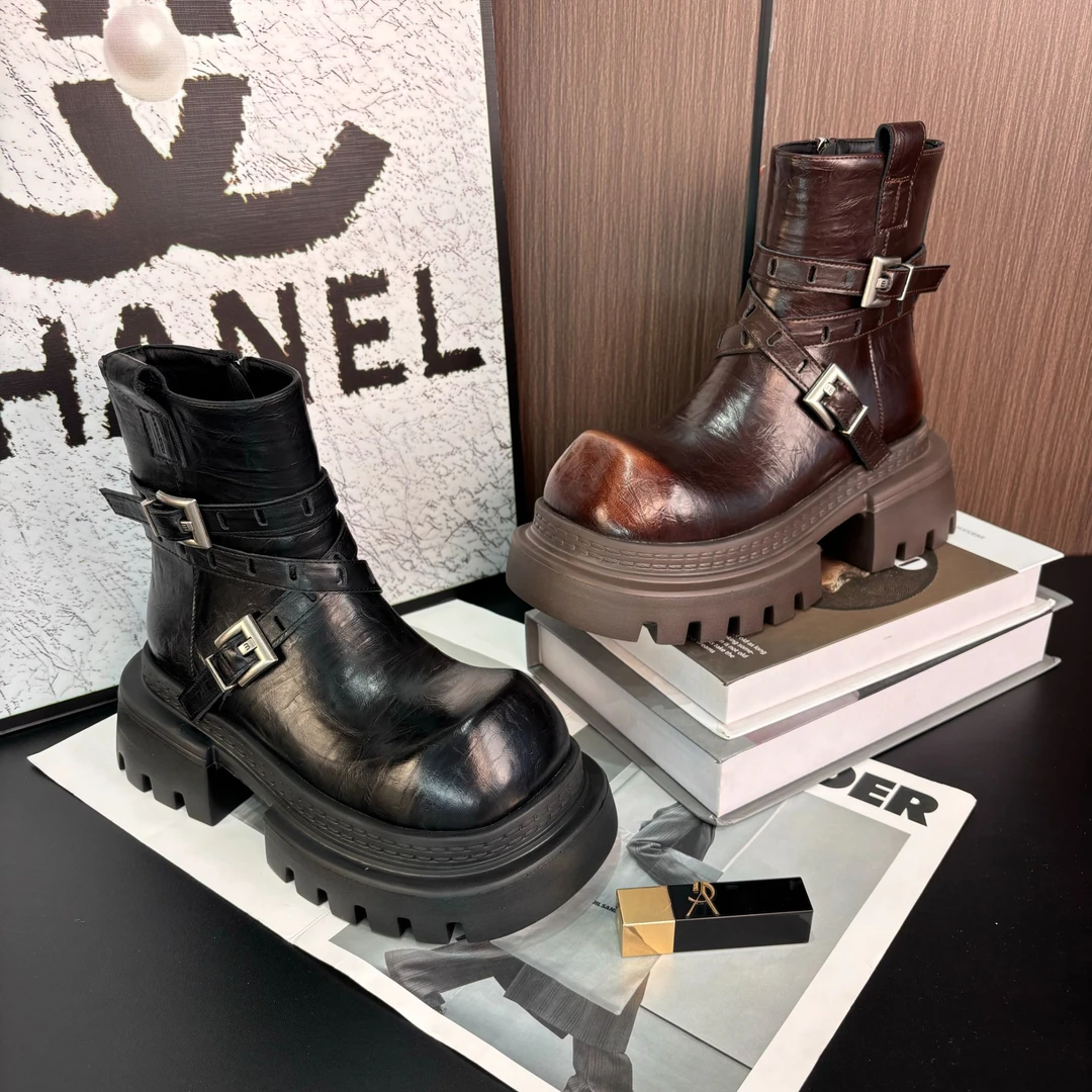 【SST●林栖久】欧美风方头高跟马丁靴时尚厚底烟筒靴25SY00651