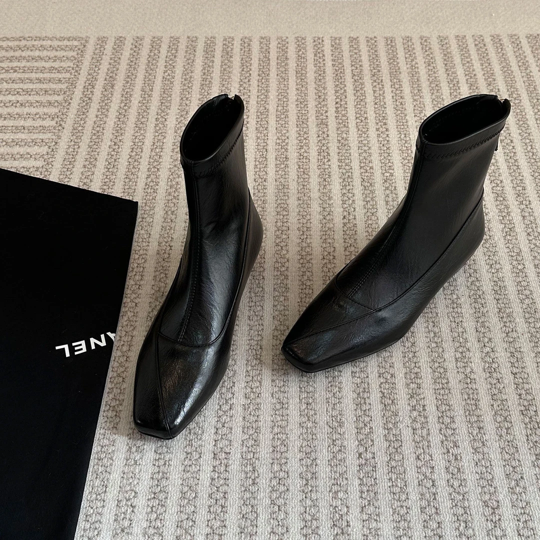 手工法式弹力瘦瘦靴女2025新款秋冬季方头小裸靴平底后拉链短靴