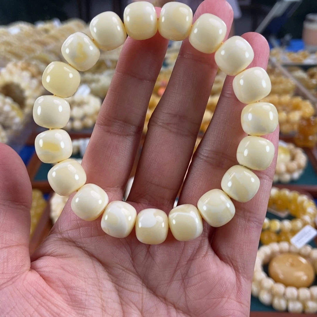 琥珀未镶嵌珠宝奇石12同料白蜡老型21.16