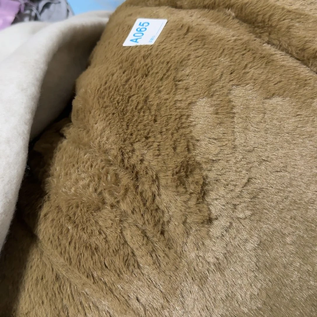 卡色兔毛加棉20元3米065