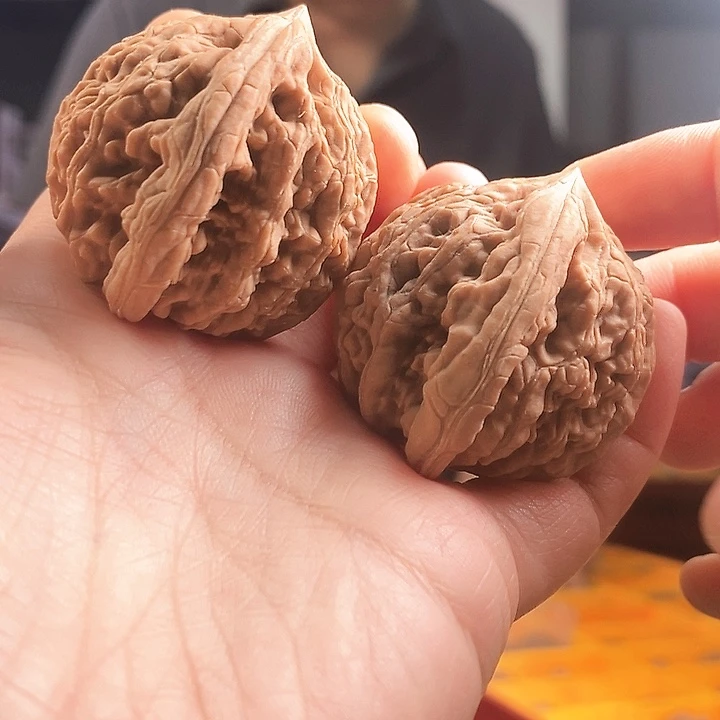 把件文玩核桃虎头王40尺