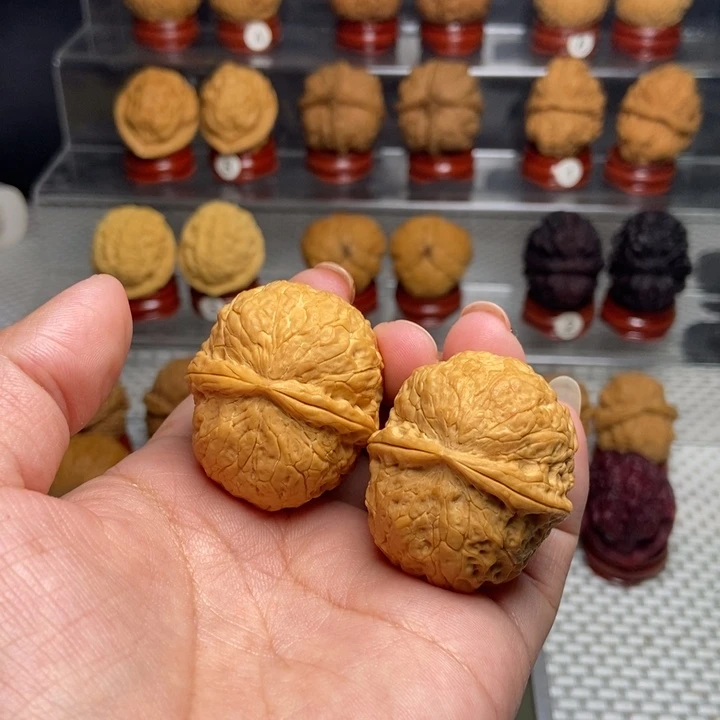 文玩核桃把件金馒头38