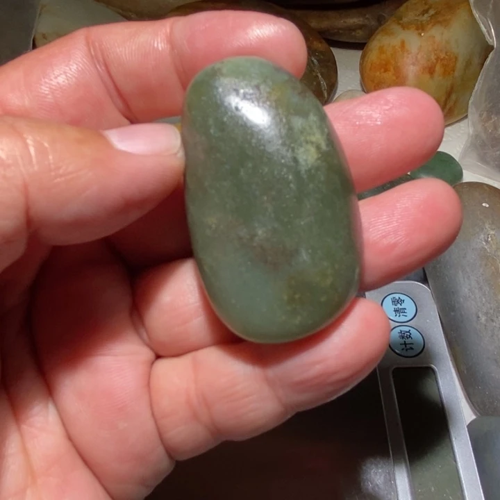 和田玉（子料）未镶嵌颈饰