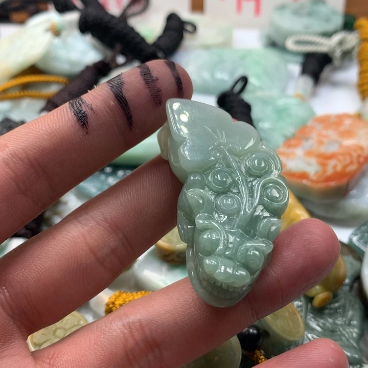 颈饰未镶嵌翡翠保真天然a货翡翠
