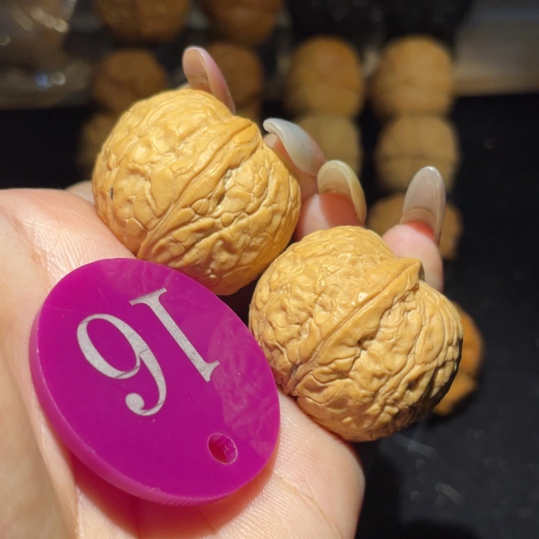 蛇皮元宝31尺寸核桃
