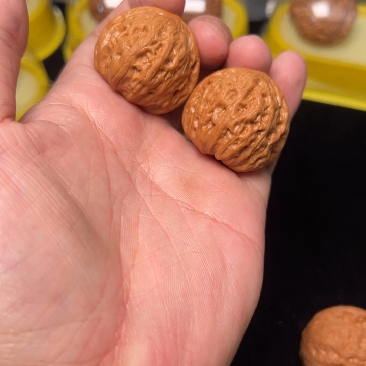 核桃铁锤，34已打底