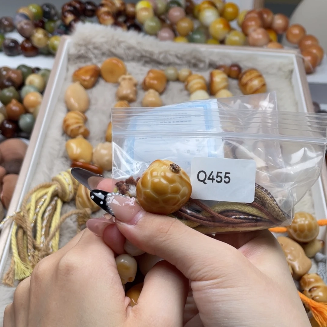 ༺***༻吊坠白玉菩提Q455柯基手捻20mm一串通货