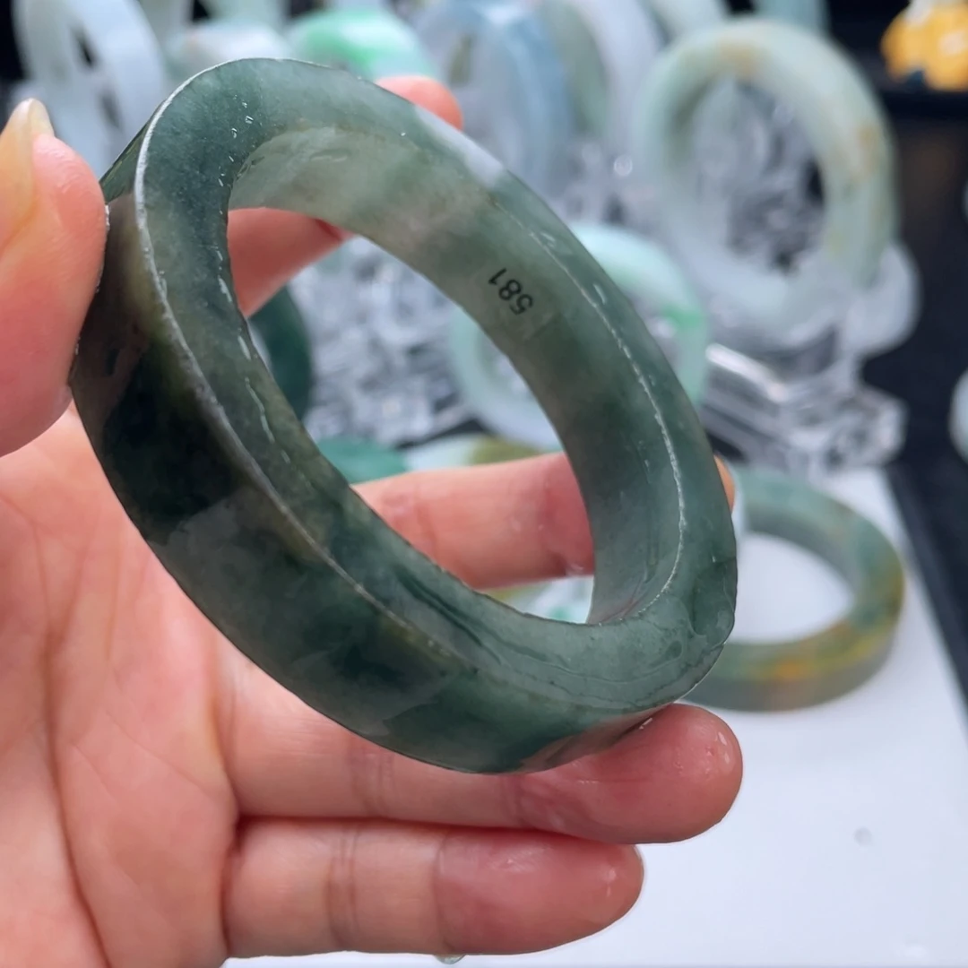 未镶嵌正定制翡翠
