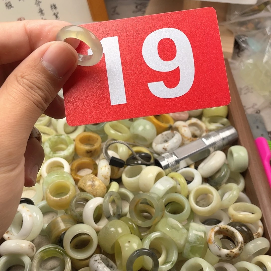 蛇纹石玉合金颈饰