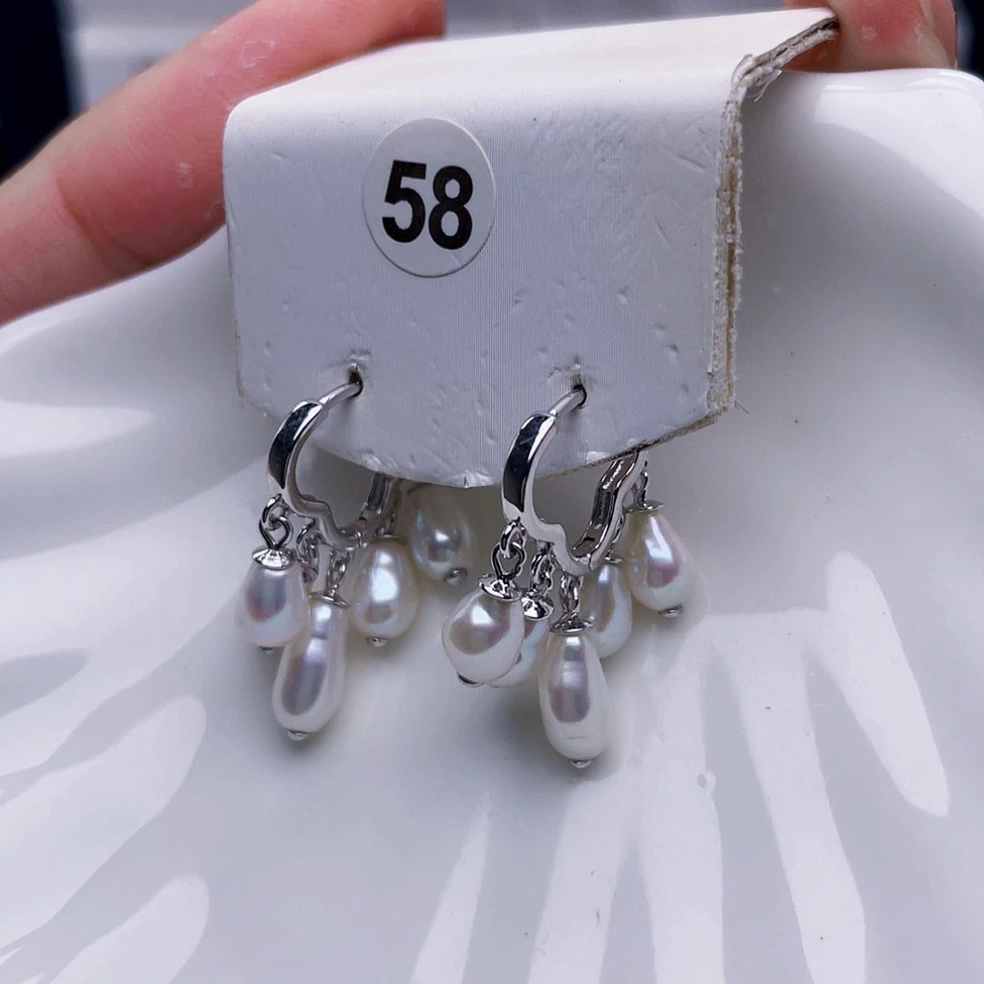 施***施未镶嵌淡水珍珠耳饰