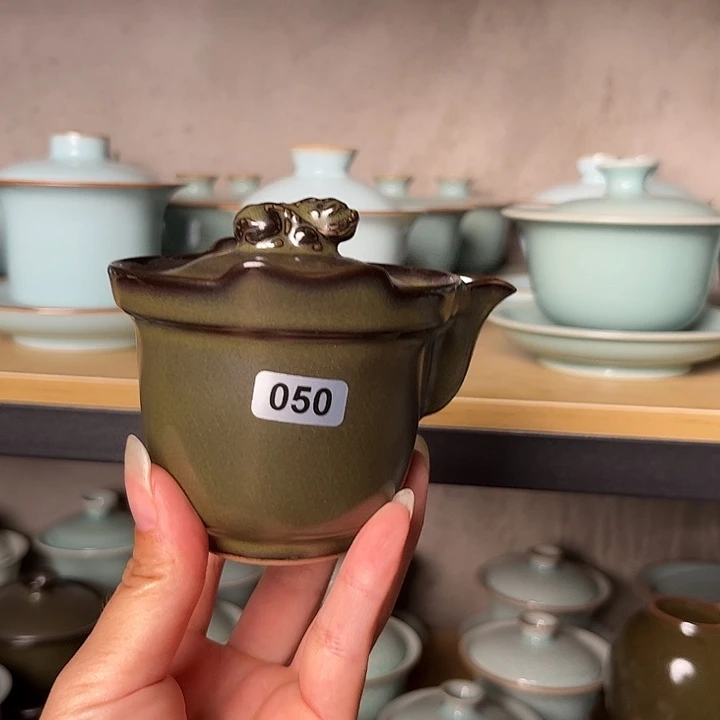 夕***雾050号茶叶末貔貅手抓壶