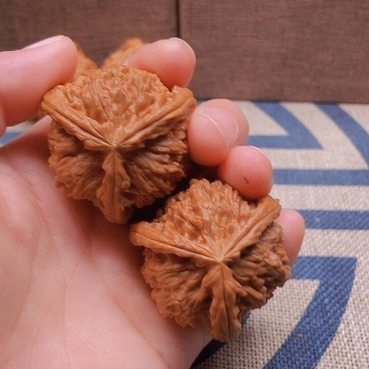 吊坠文玩核桃玩***玩三棱