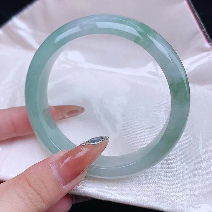 未镶嵌手镯翡翠57