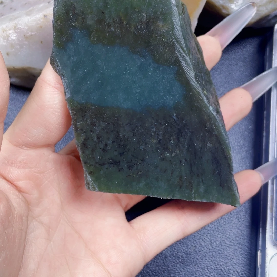 未镶嵌和田玉珠宝半成品