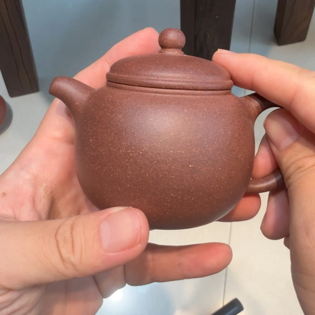 达***人茶壶紫砂微瑕的壶