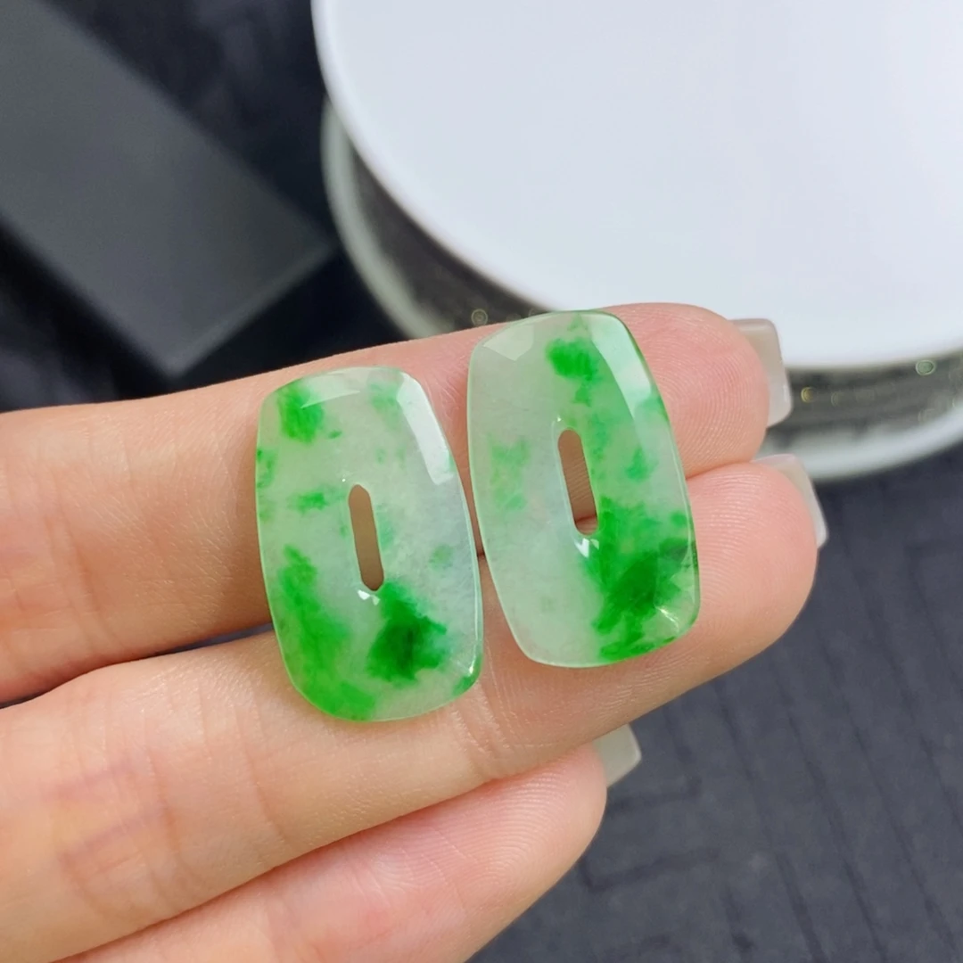 未镶嵌翡翠耳饰飘花方糖