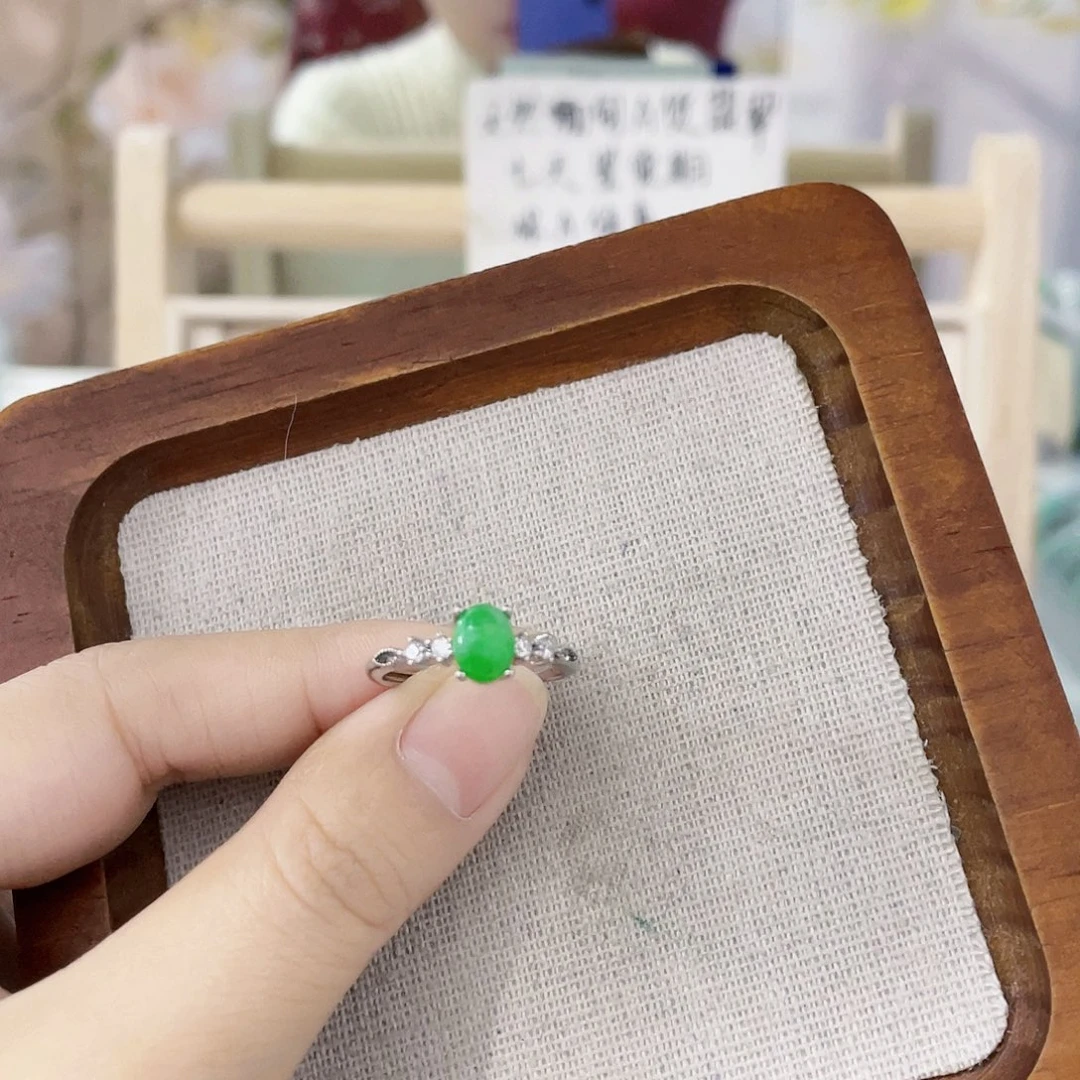 颈饰未镶嵌翡翠天然翡翠Ａ货