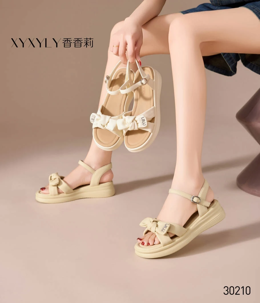 香香莉女鞋30210新款时尚百搭露趾凉鞋女平底沙滩鞋女鞋2025夏