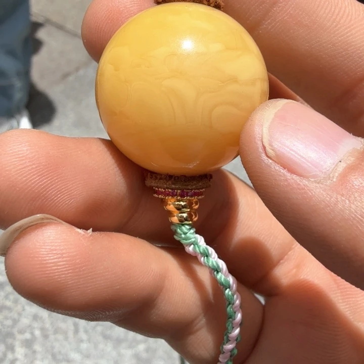 石英石铁合金蜜蜡