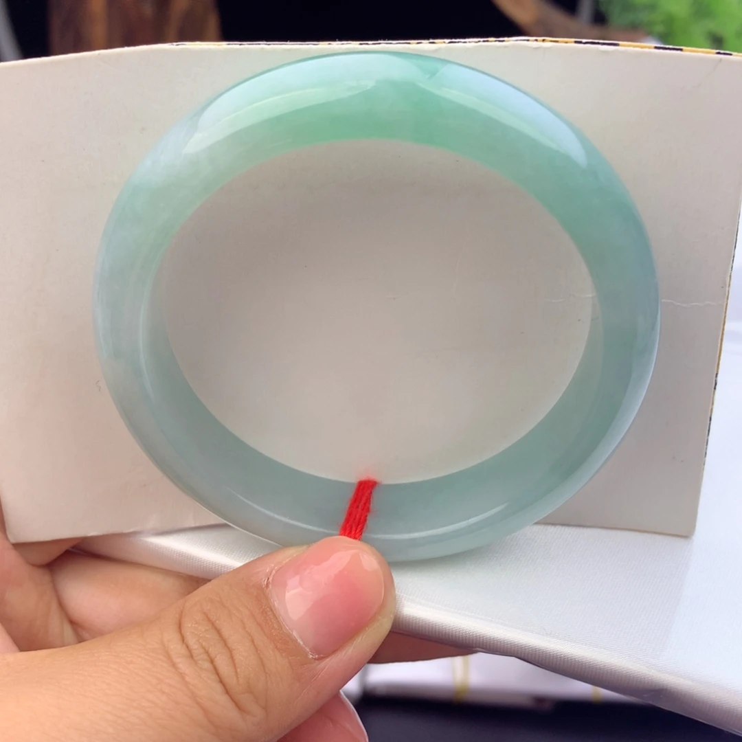 未镶嵌手镯翡翠纯天然