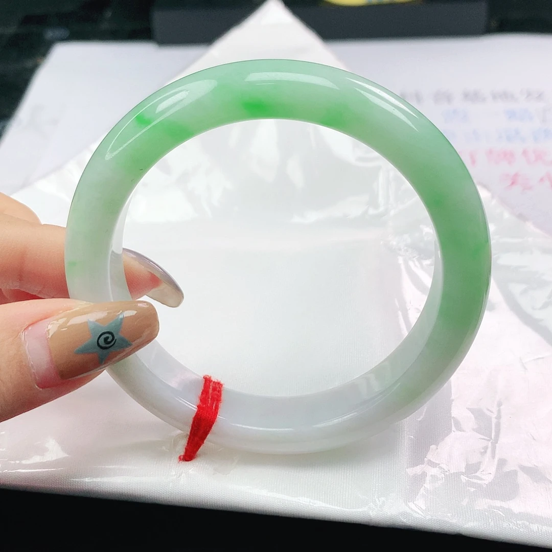 翡翠未镶嵌手镯翡翠57.5阳绿半山水正圈