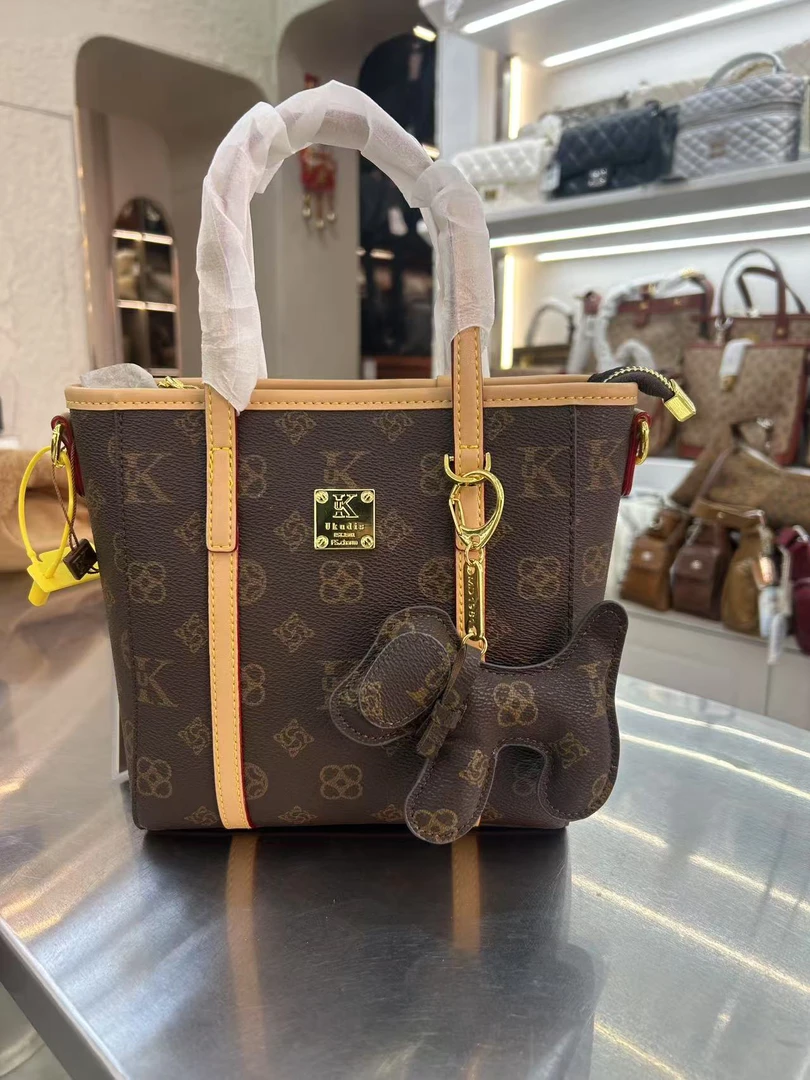 Uk菜篮子斜挎手提包