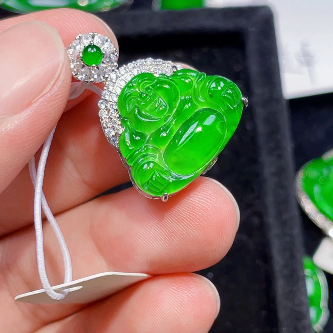 翡翠未镶嵌颈饰6，