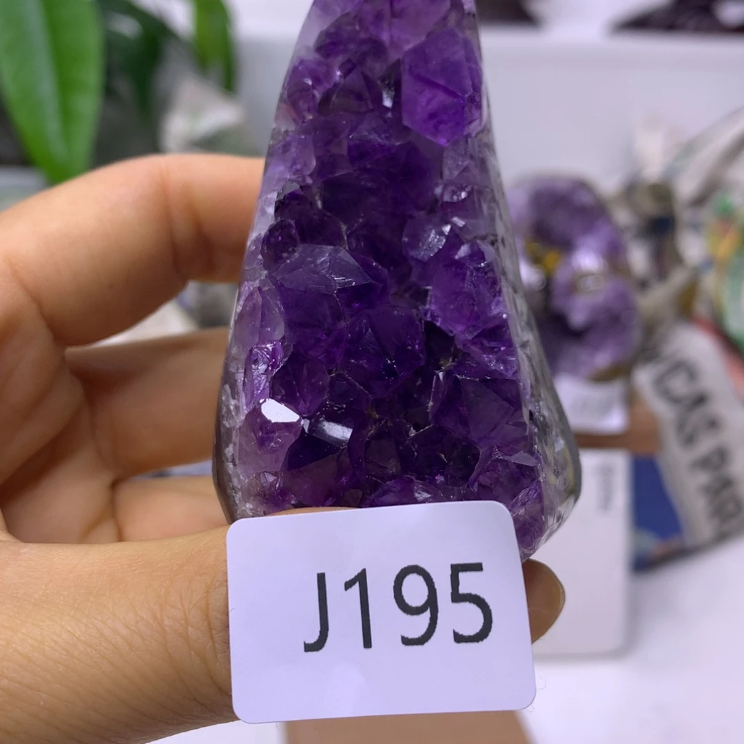 未镶嵌紫晶大型摆件（非配饰）195