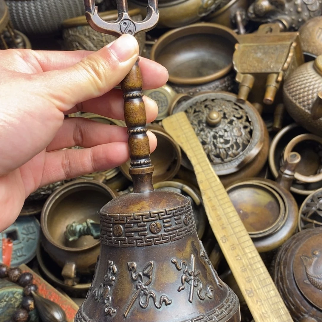 精美铜器做工精良