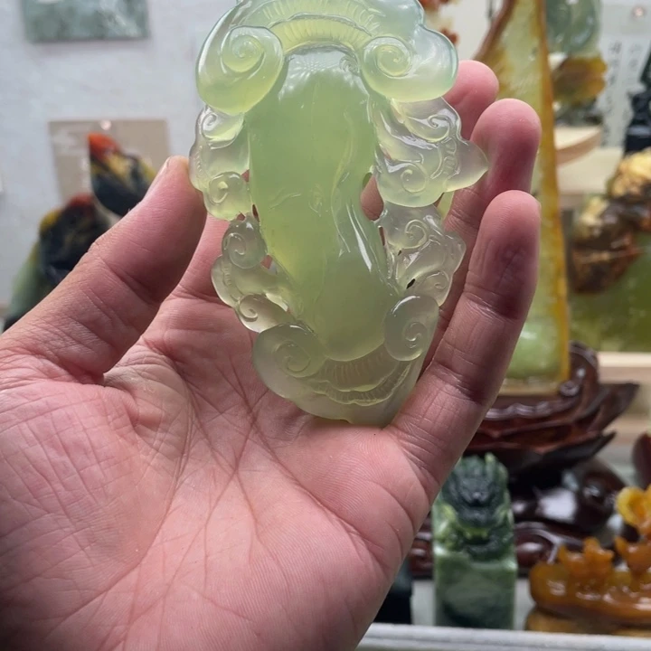 蛇纹石玉未镶嵌四大名玉手把