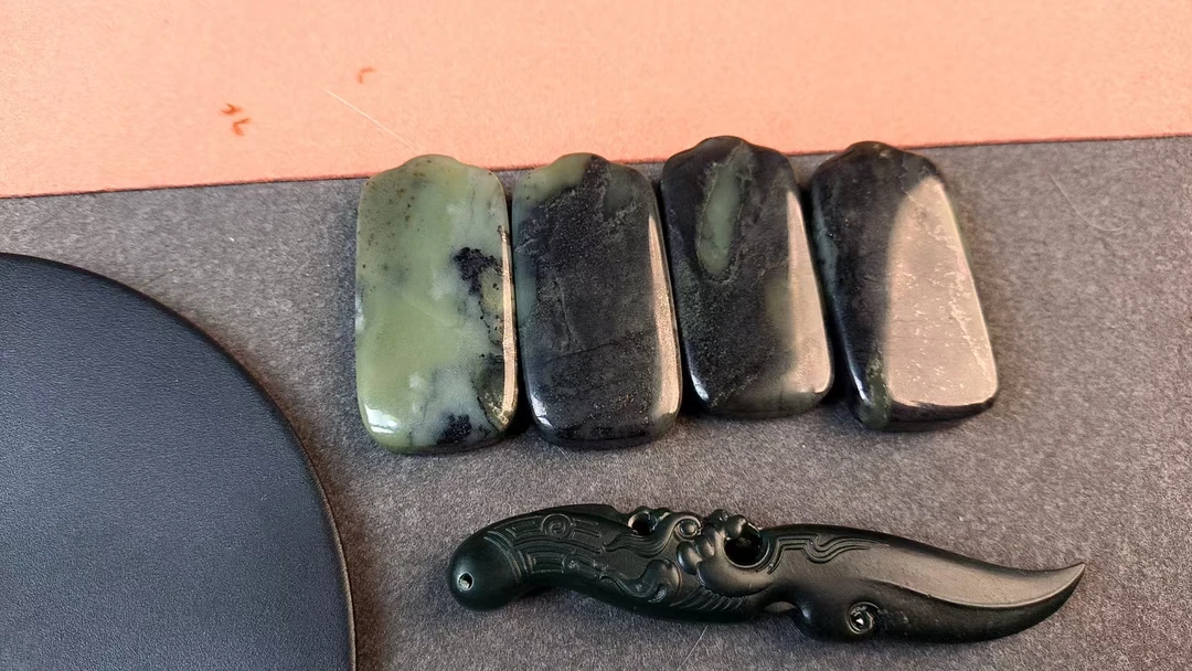 （精品和田玉挂件）