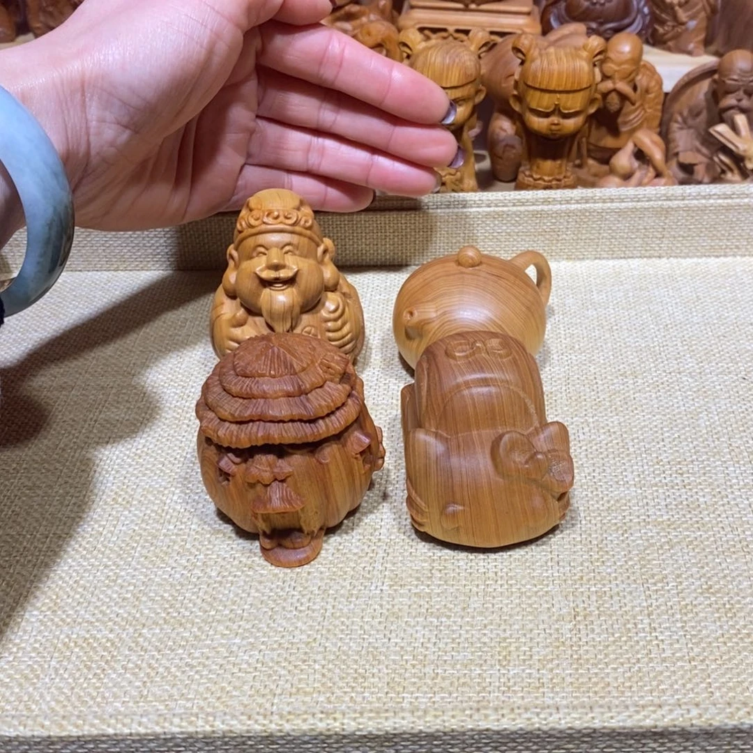 木落崖柏尚不健全，共4个