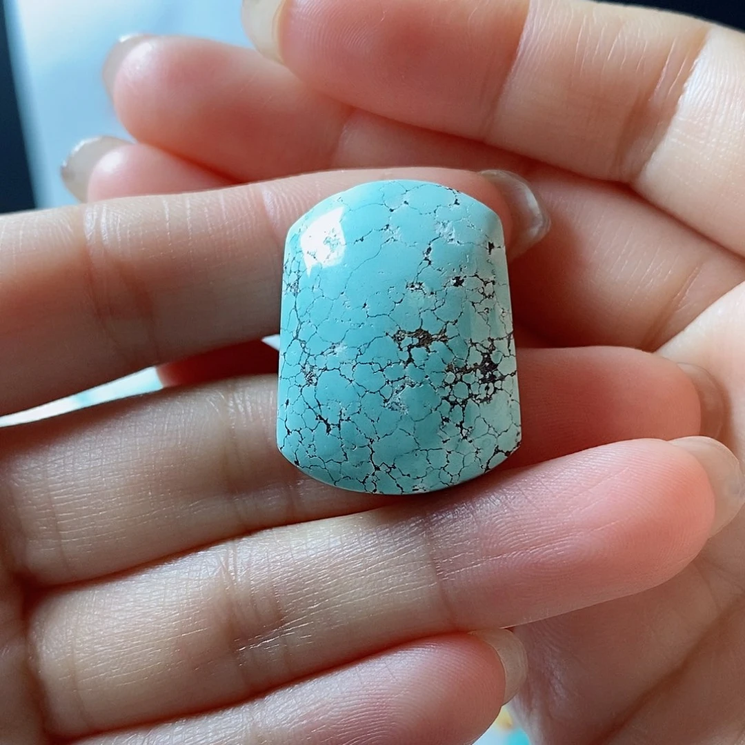 绿松石颈饰未镶嵌