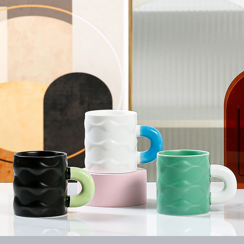 且陶 简约个性纯色浮雕水纹马克杯喝水杯情侣杯