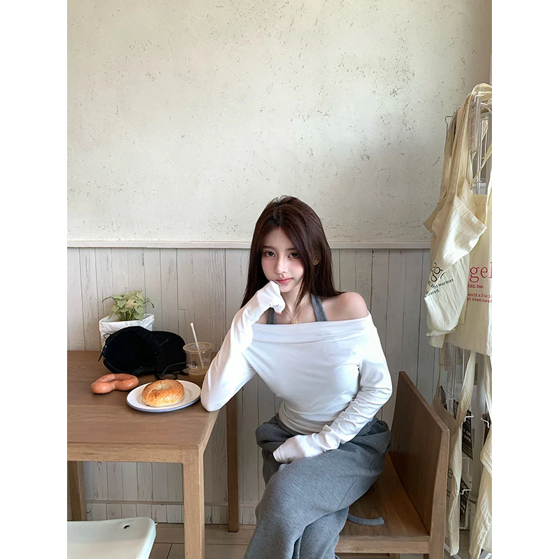 设计感小众假两件一字肩挂脖修身打底衫女灰色直筒裤高腰牛仔裤潮