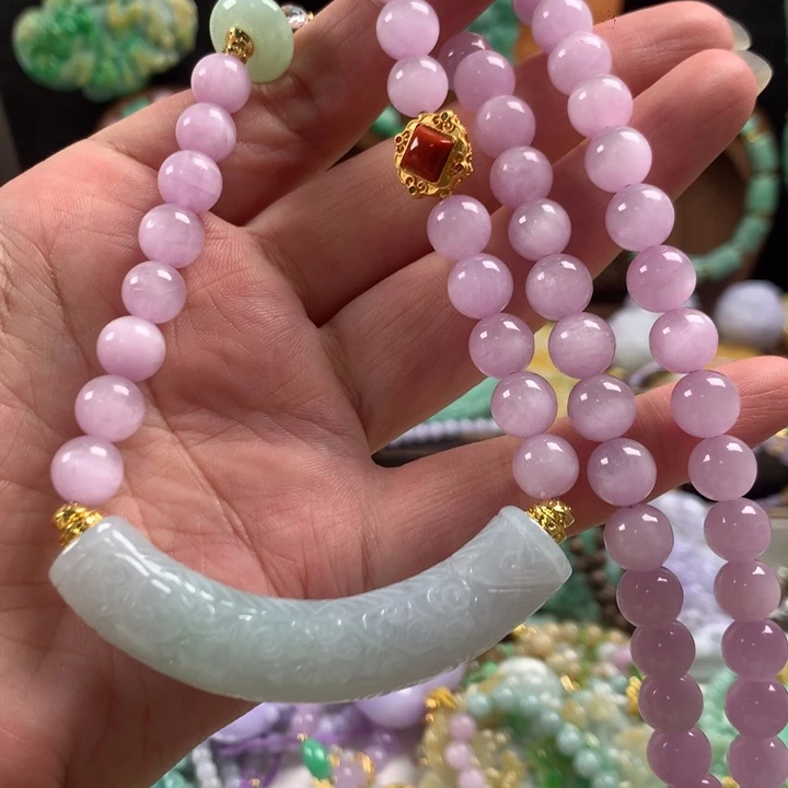 翡翠未镶嵌颈饰项链