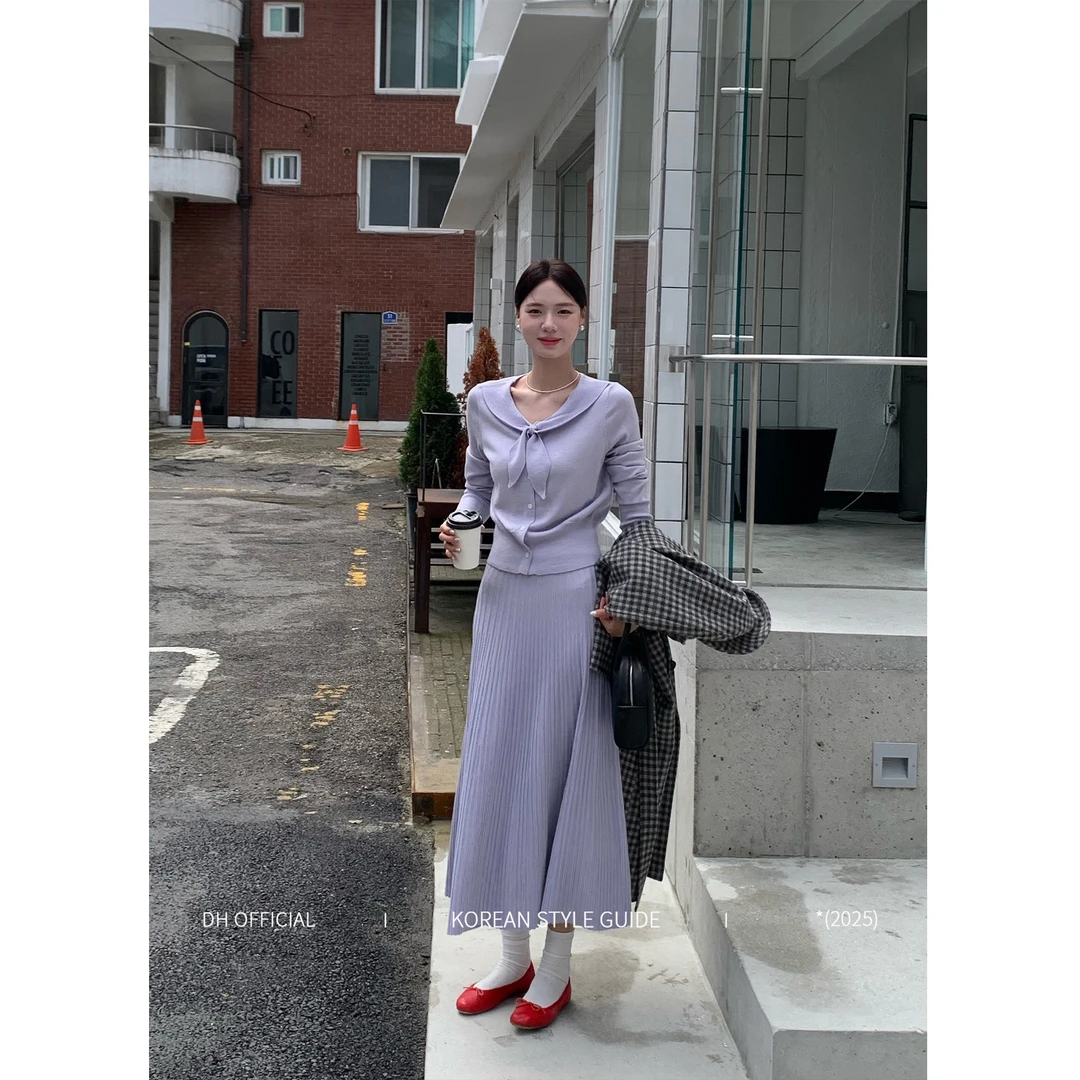 DH OFFICIAL 大花【葡萄熟透 grape】兔耳翻领v领扭花细褶半裙套装