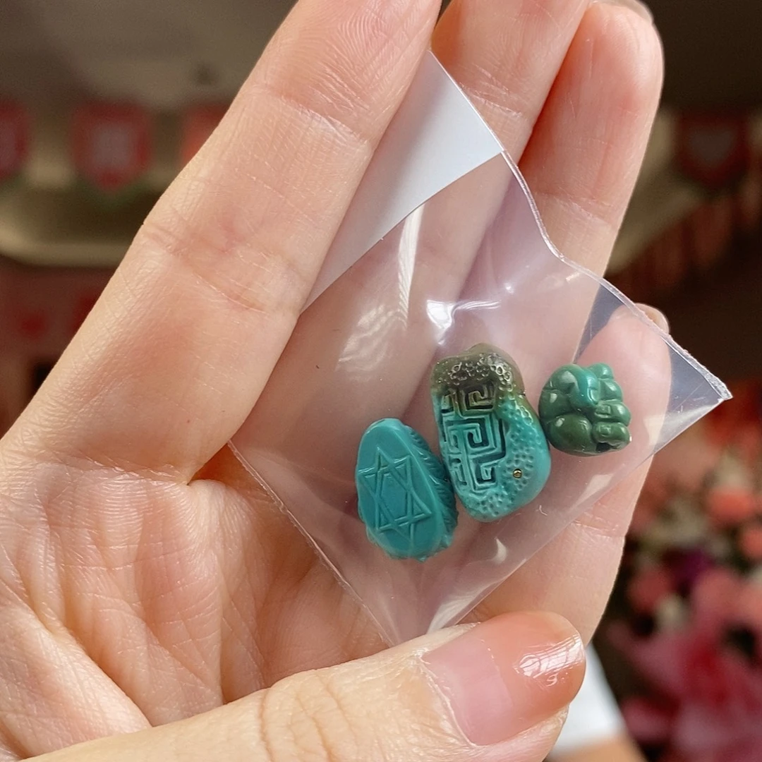 未镶嵌绿松石珠宝奇石