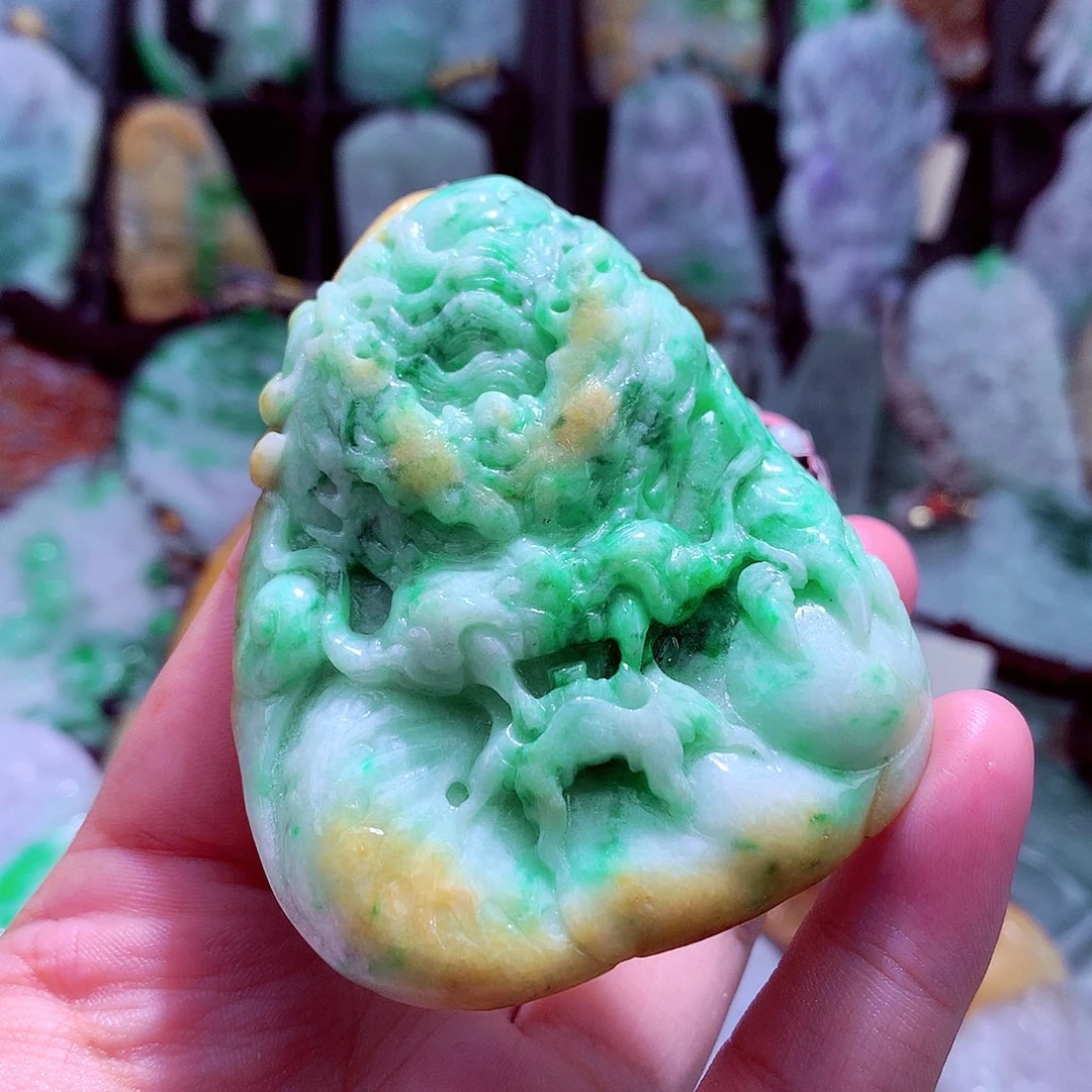 颈饰未镶嵌翡翠天然