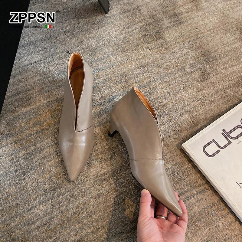 ZPPSN小跟鞋短靴女秋法式靴子口及踝靴尖头裸靴2025新款中跟猫跟