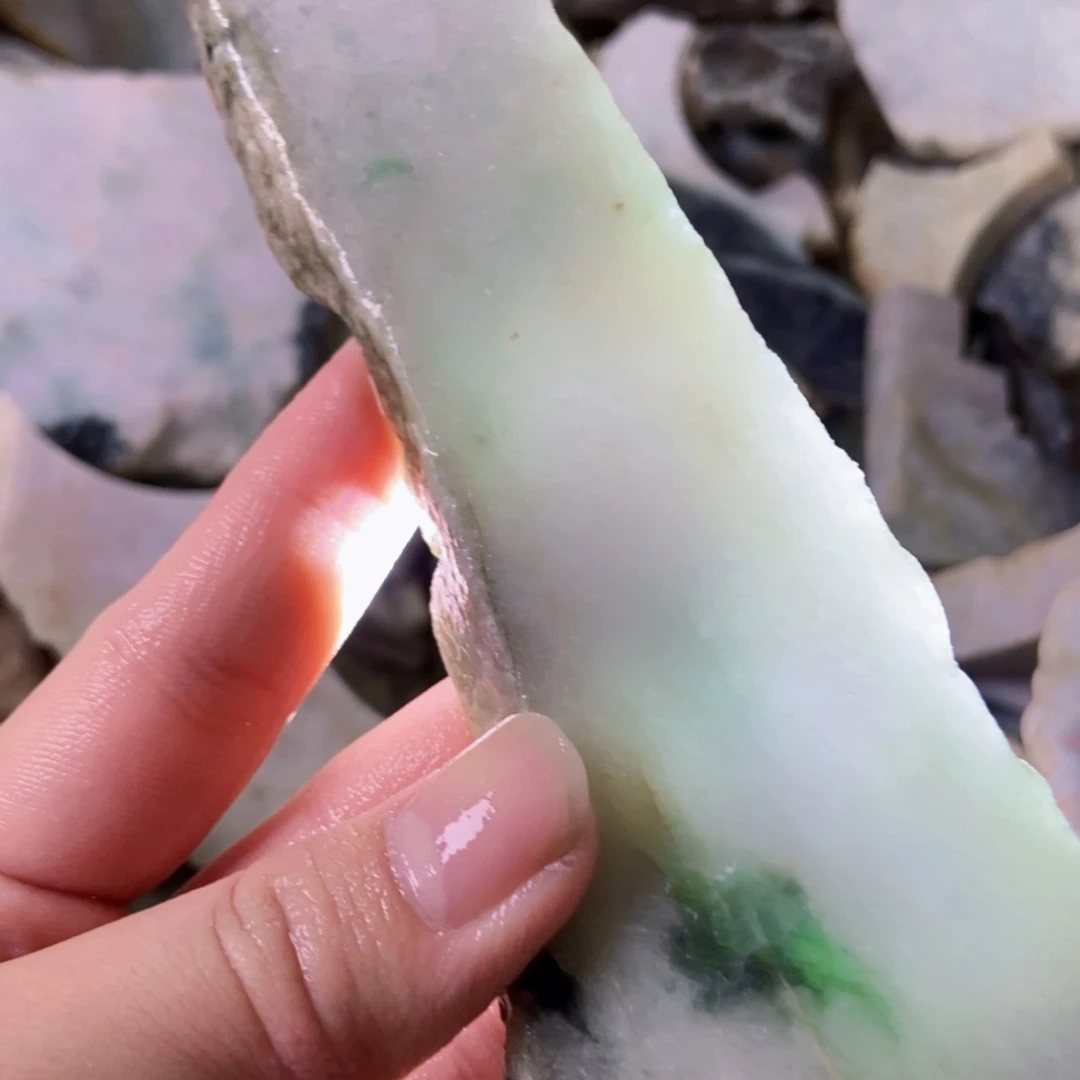 翡翠未镶嵌颈饰天然翡翠