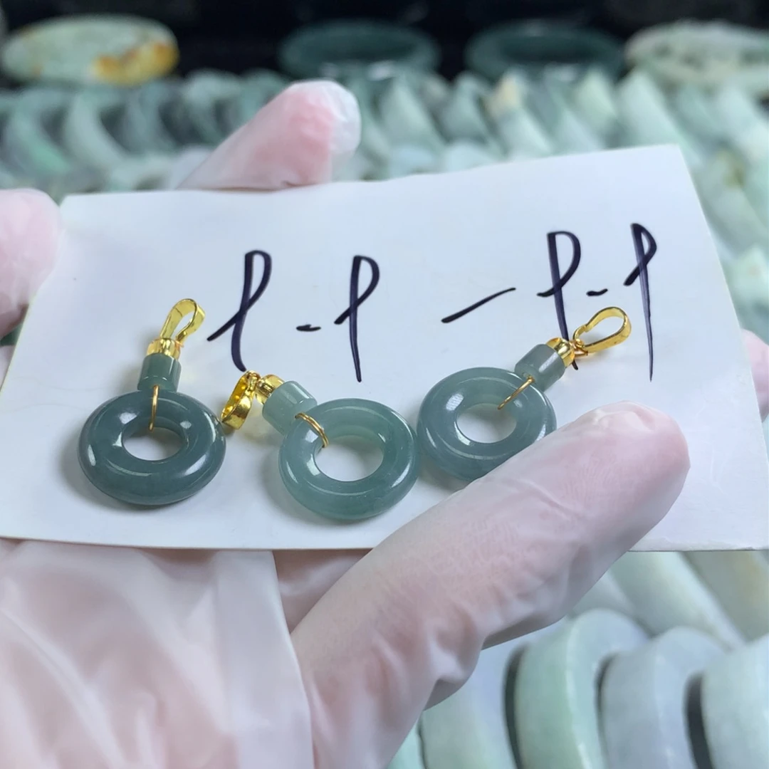 翡翠颈饰未镶嵌多样性发一件