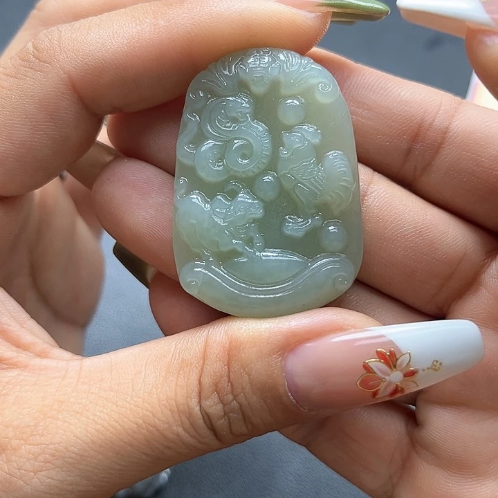 【闪购商品】颈饰未镶嵌和田玉