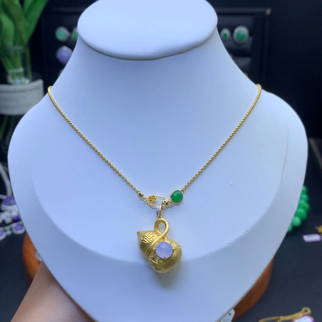 翡翠18K金镶嵌颈饰