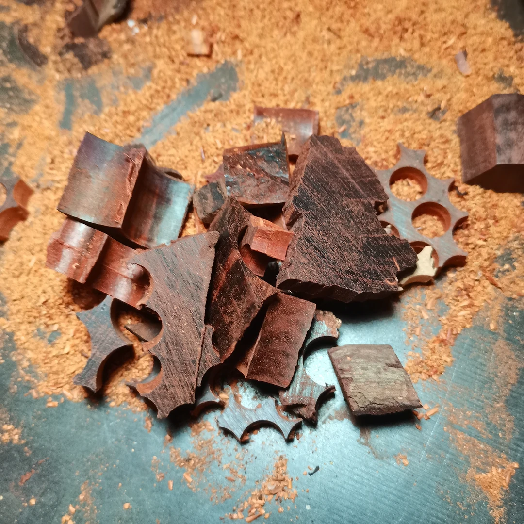 印度小叶紫檀碎料400克一份多样性发其一！