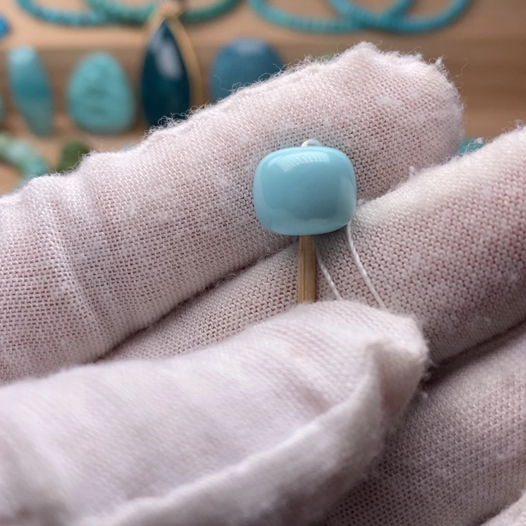 绿松石未镶嵌挂件