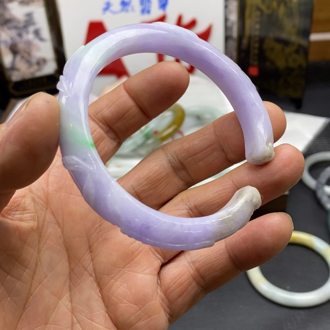 翡翠未镶嵌手镯翡翠手镯60、卡10